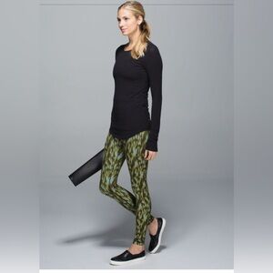 LULULEMON Wunder Under Pants Leggings Lusche Telemark Almost Pear Size 10